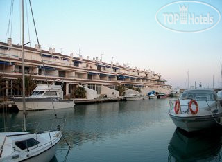 El Puerto Apartamentos