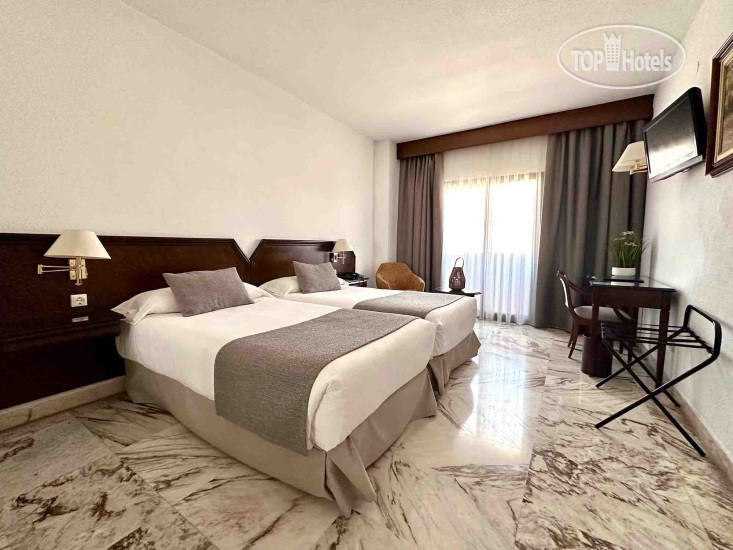 Hotel photo Turia Hotel 4*