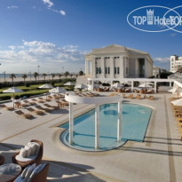 Las Arenas Balneario Resort Отель. Открытый бассейн