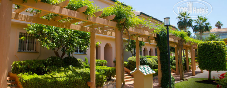 Hotel photo Los Amigos Beach Club 4*