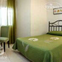 Juan De Austria II Hostal room