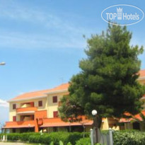 Aurora Beach Resort 