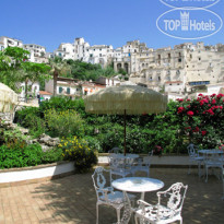 Aurora Hotel Сад