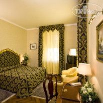Vittoria Pesaro Room