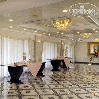 Royal Carlton Зал для завтраков