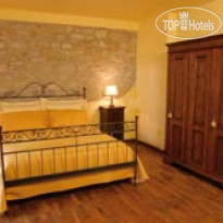 Lodole Country House 