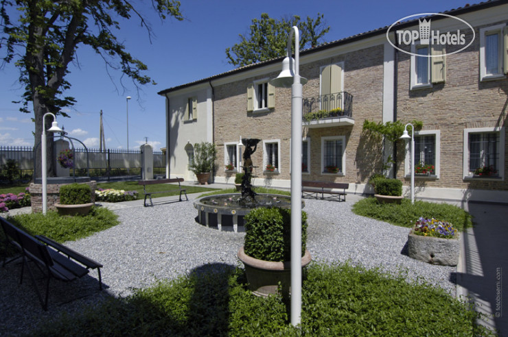 New photos from tourists Villa Roncuzzi 4*