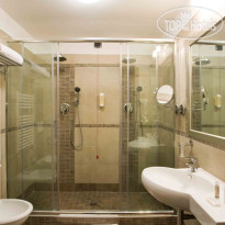 Cosmopolitan Superior Room