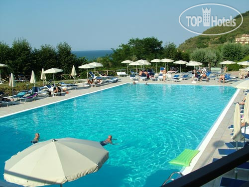 New photos from tourists Capo Est 4*