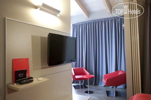 New photos from tourists Maranello Village 4*