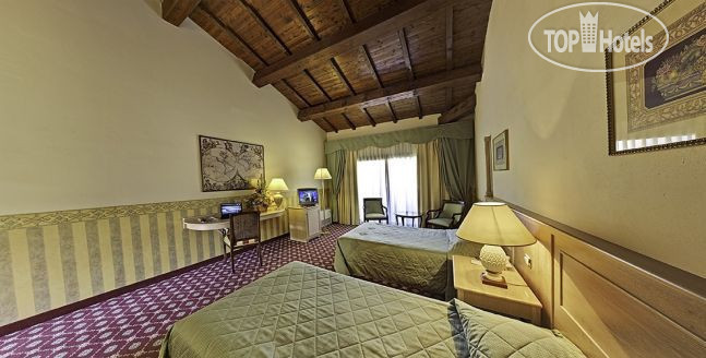 New photos from tourists Orologio Ferrara 4*