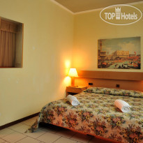 Hotel Cristallo Гостиничные номера в отеле Cri