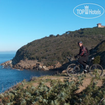 Complesse Turistico Riva Degli Etruschi