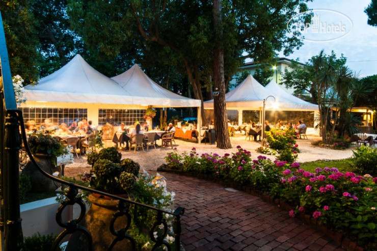 Hotelier's photos I Pini Hotel Club - Residenza d'Epoca 3*