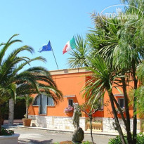 Tropical Hotel