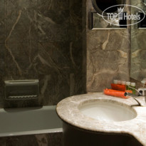 NH Trieste Ванная комната