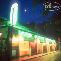 Crystal Hotel & Residence