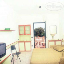 Crystal Hotel & Residence
