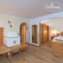 Kronplatz-Resort BergHotel Zirm