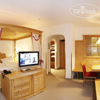 Kronplatz-Resort BergHotel Zirm
