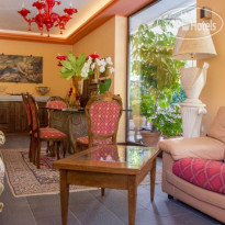 Villamena Bed & Breakfast Отель