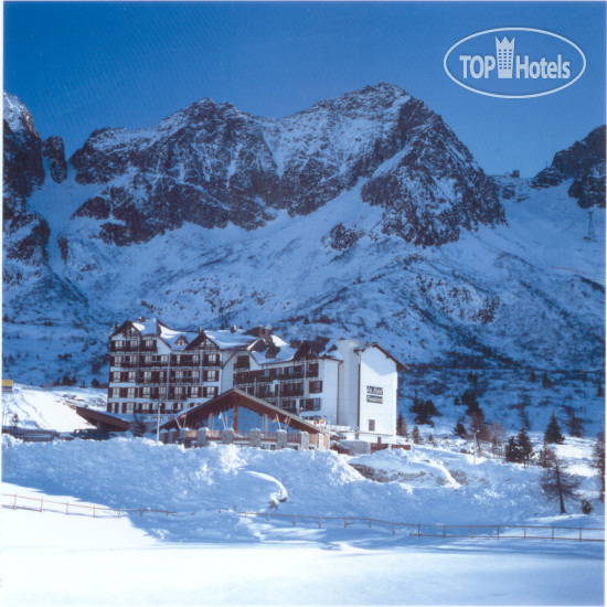 Hotel photo Piandineve 4*