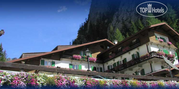 Hotelier's photos Roy Hotel Marmolada 3*