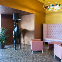 Base Hotel 