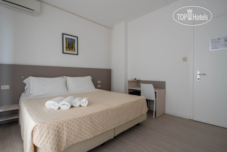 Hotelier's photos Boston Hotel 3*