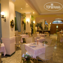 Napoleon Hotel Зал для завтрака