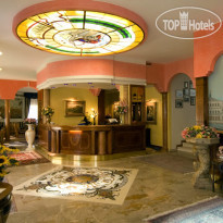 Napoleon Hotel Холл
