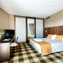 Viest Hotel  