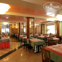Baviera Hotel Ресторан