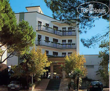 Hotel photo Tritone 2*