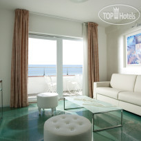 Adriatic Palace
