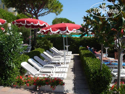 New photos from tourists Ruhl Beach Hotel 3*