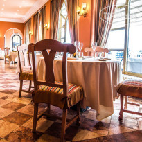 Albergo Colonne  Contatti