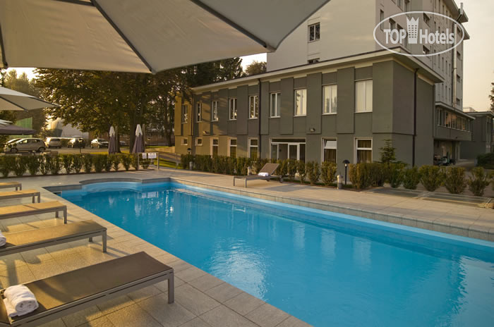 Hotelier's photos Yes Hotel 4*