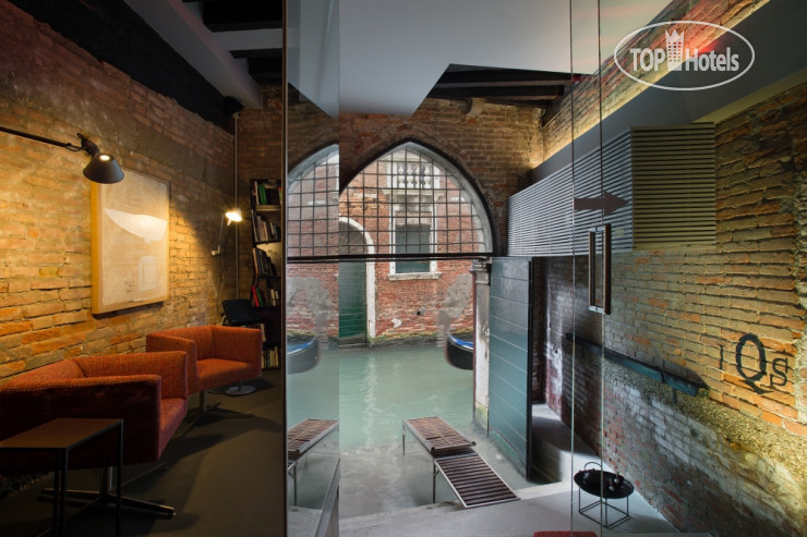 Hotel photo Charming House Iqs 5*