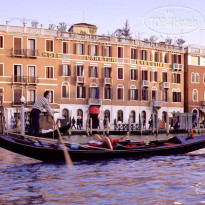Carlton and Grand Canal