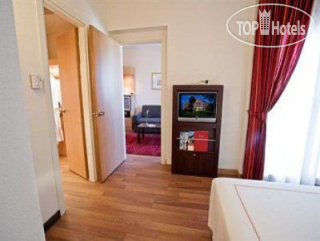 New photos from tourists Rafael 