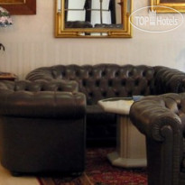 IH Hotels Milano Bocconi Холл