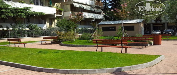 New photos from tourists  Flo B&B 