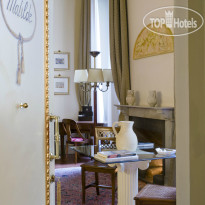 All Suite Palazzo Magnani Feroni Feroni Suite Entrance