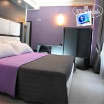 Golden Hotel 