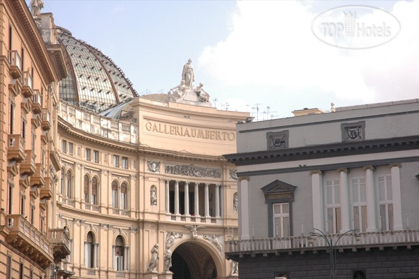 Hotel photo Art Resort Galleria Umberto 4*