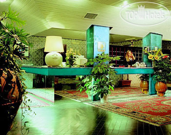 Marina Club