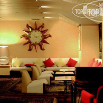 Marina Club