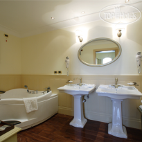 Tiberio Palace Hotel & Conference Center