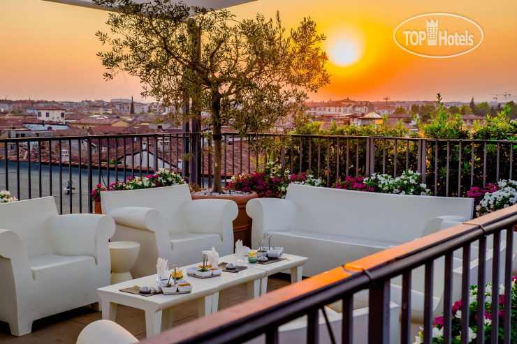 Hotel photo Due Torri 5*